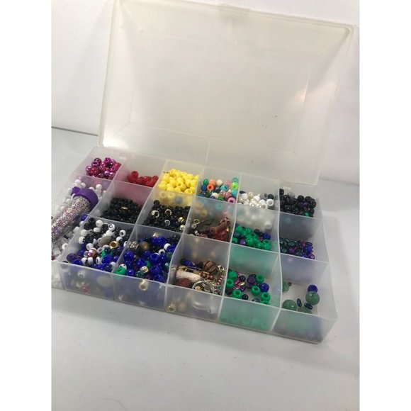Beads And Findings For Jewelry & Other Crafts Multiple Color Box Of Loose Craft - Picture 11 of 12